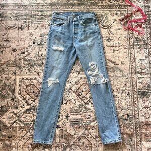 Levi’s Straight Leg Jeans